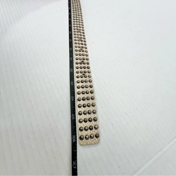 Y2K Inspired Leather Metal Studded Belt Women’s S Goth Punk Rock Distressed - Picture 9 of 10